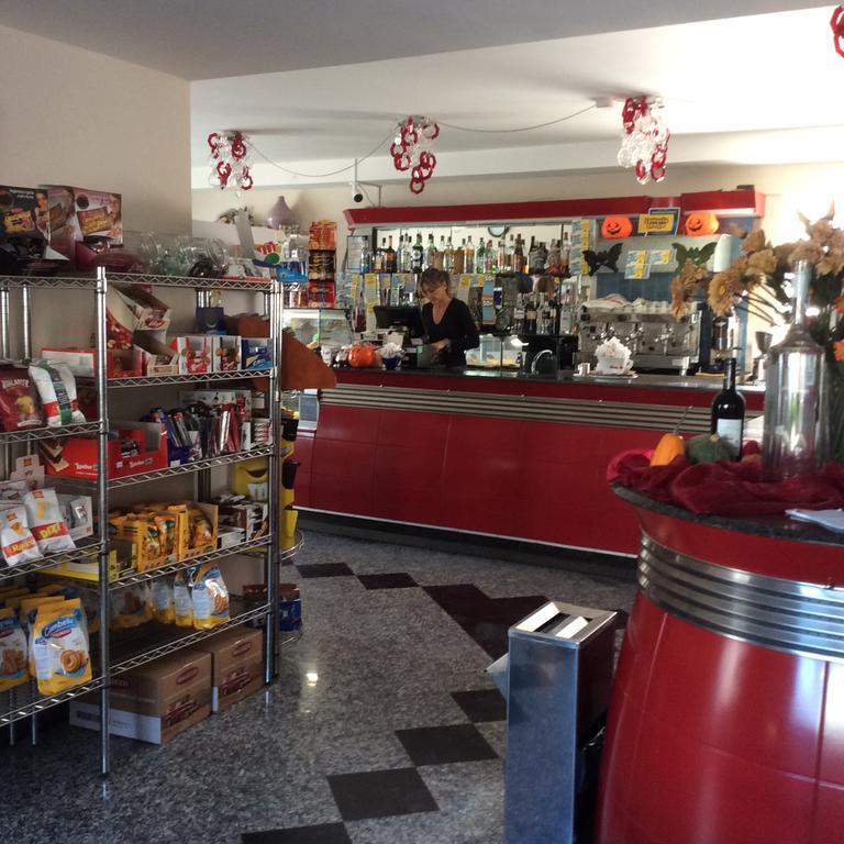 Hotel Caffetteria Dell'Angolo Borghetto Secondo Zewnętrze zdjęcie