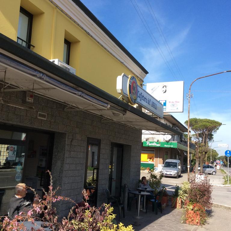 Hotel Caffetteria Dell'Angolo Borghetto Secondo Zewnętrze zdjęcie
